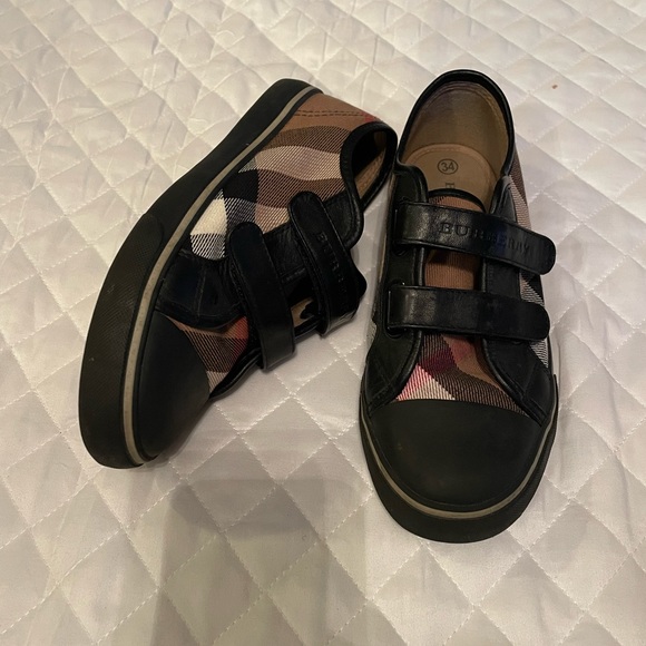 Burberry boys sneakers - Picture 3 of 8